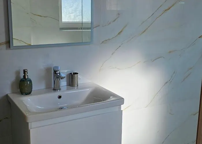 Apartament Beachfront Beauty *