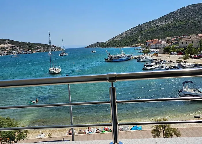 Beachfront Beauty Apartament Vinišće