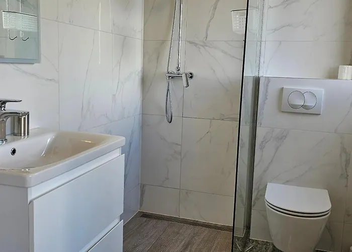 Beachfront Beauty Apartament *