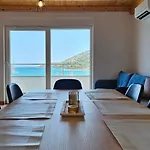 Beachfront Beauty Apartament Vinišće