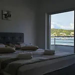Beachfront Beauty *