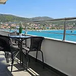 Beachfront Beauty *
