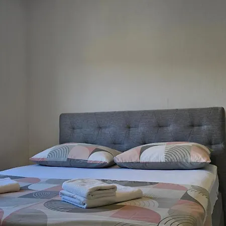 Beachfront Beauty Apartment