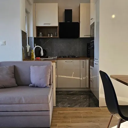 Apartment Beachfront Beauty Vinisce